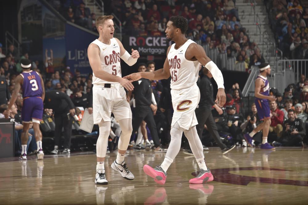 的发球和多 的发球和多