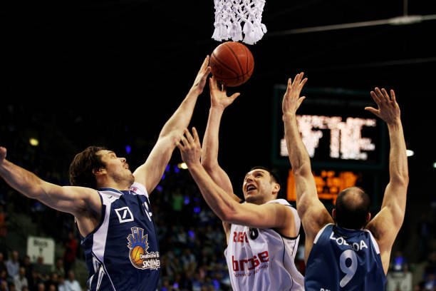 挥领袖作用 挥领袖作用